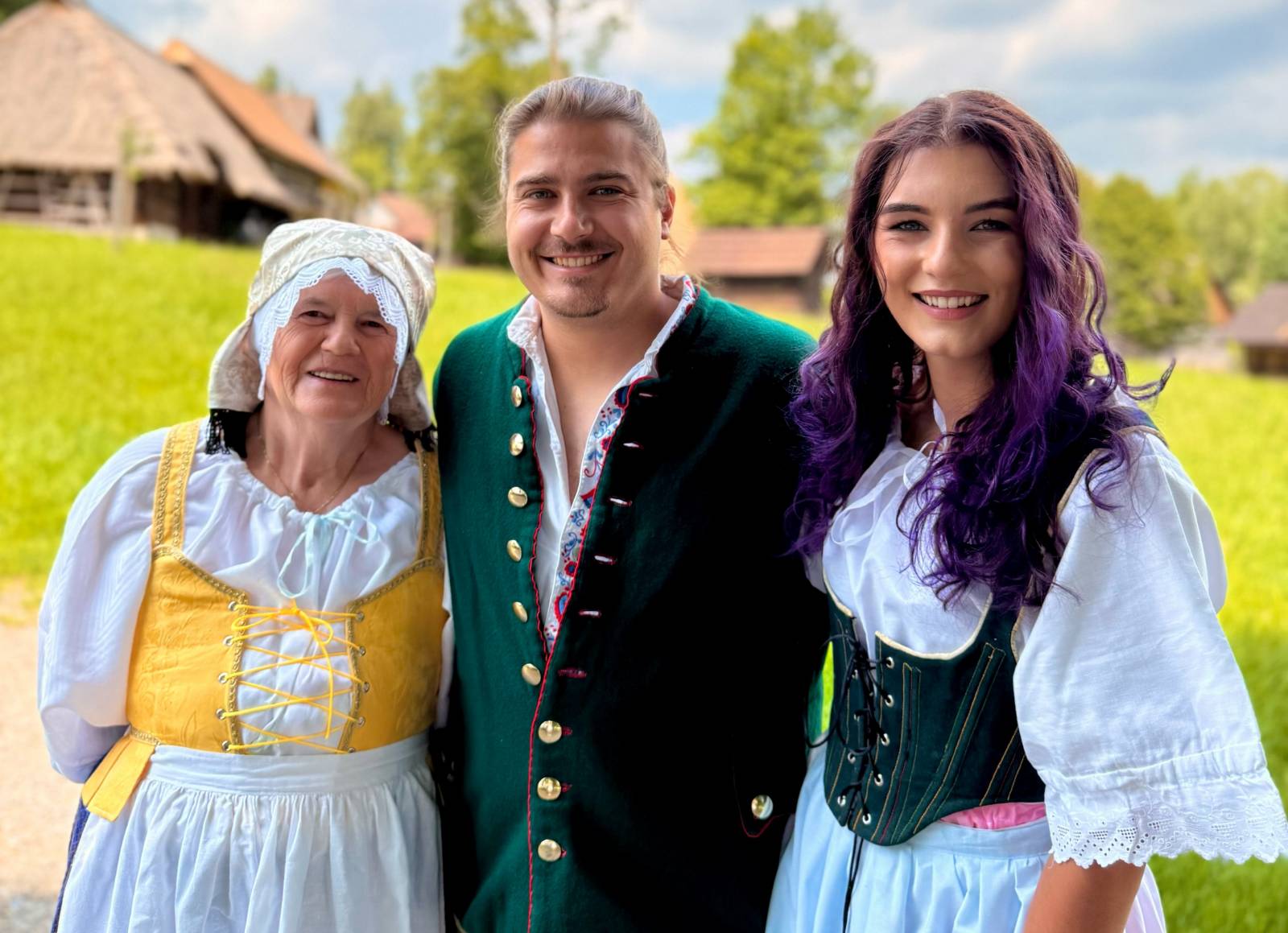 TOP 7 videoklipů týdne: Till Lindemann opět šokuje. Rybičky 48 a Taylor Swift představují nová alba