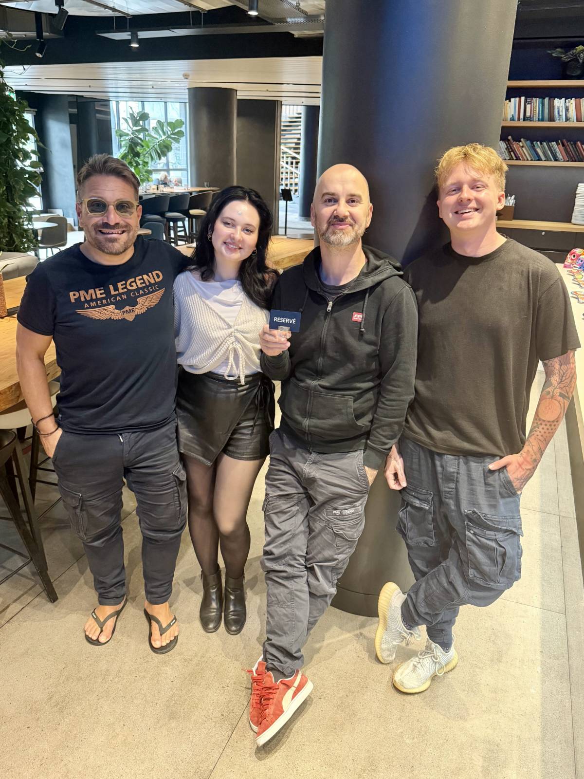 TOP 7 videoklipů týdne: Till Lindemann opět šokuje. Rybičky 48 a Taylor Swift představují nová alba