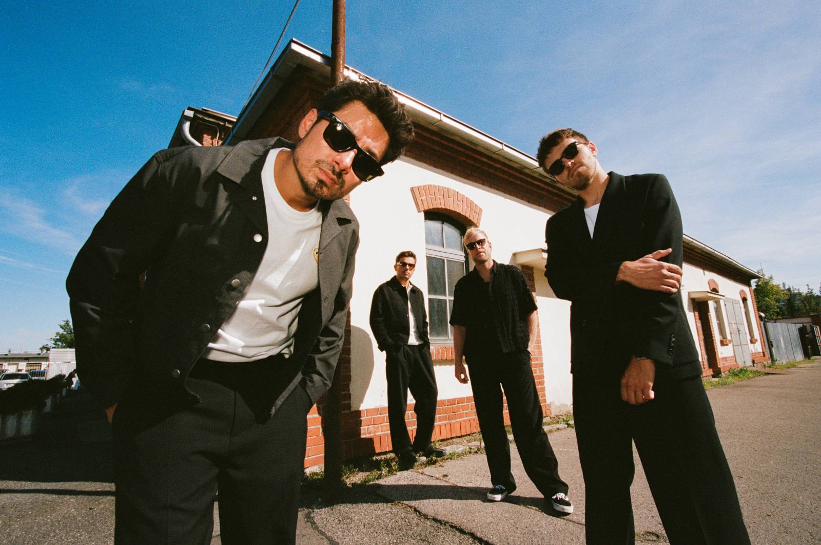 TOP 7 videoklipů týdne: Jamaron představují svou dosud nejtvrdší desku a November 2nd se inspirovali osmdesátkami