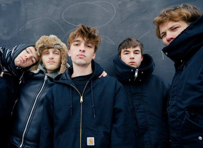 TOP 7 videoklipů týdne: Michal Hrůza natáčel za polárním kruhem a Kaczi vzpomíná na blízké, kteří už nejsou mezi námi