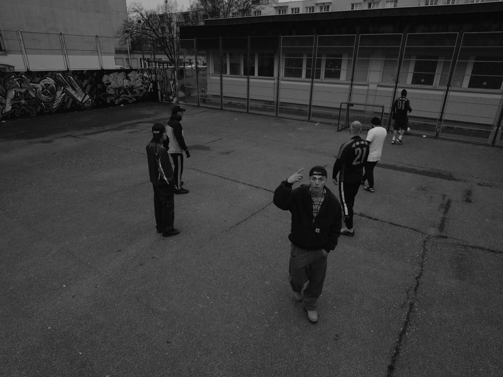 TOP 6 videoklipů týdne: Nové vizuály vydali Roman Holý, Bruno Mars, A$AP Rocky i Malina Brothers