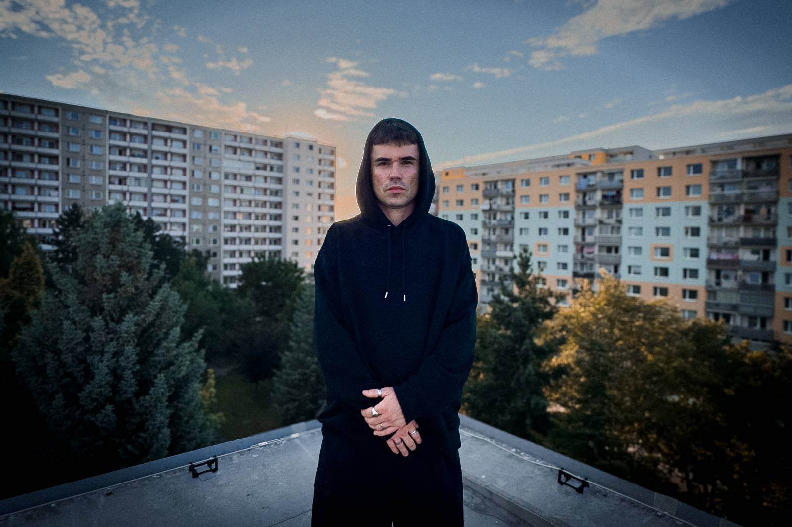 TOP 6 videoklipů týdne: Tereza Balonová natáčela v Londýně a Jordan Haj a Emma Smetana vykročili z komfortní zóny