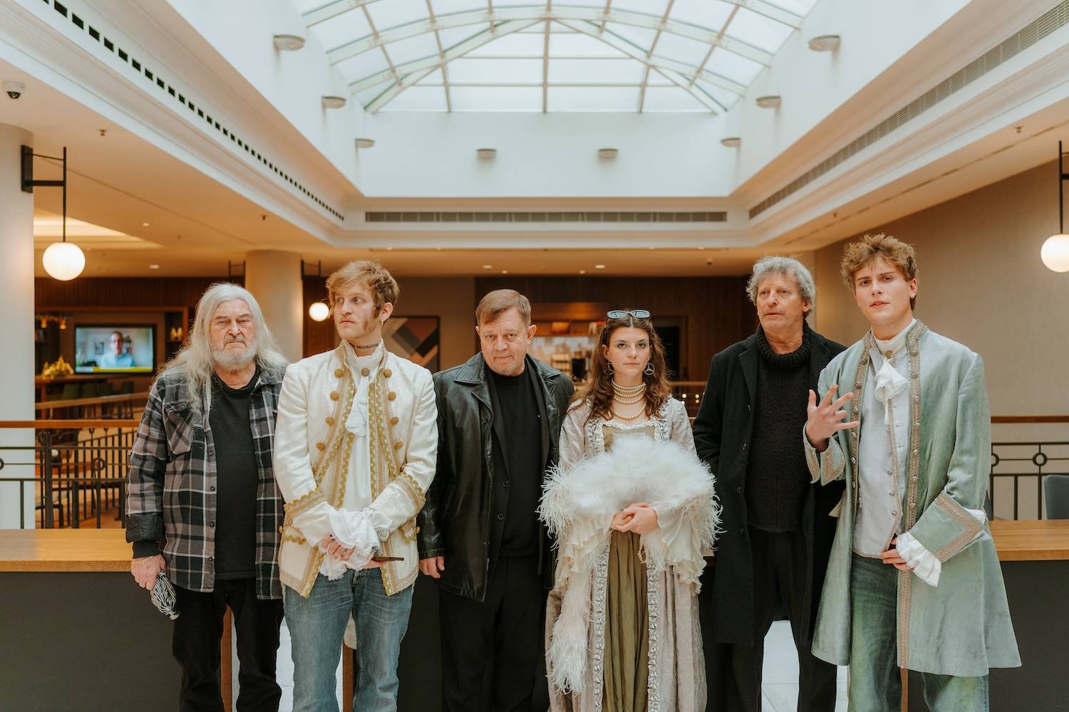 TOP 7 videoklipů týdne: Vanua2 zpívá o rozdílných světech žen a mužů, MØNØDREAM se cítí jako vězeň ve svých myšlenkách a Ben Cristovao motivuje ke sportu