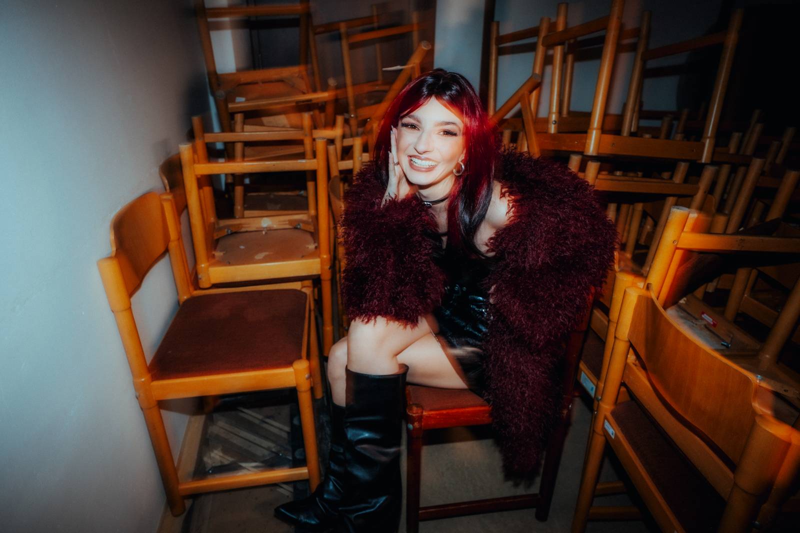 TOP 7 videoklipů týdne: Michal Hrůza nahrával pro film, Tereza Mašková se opět spojila s Markem Lamborou a Honza Křížek zpívá o vnitřních démonech