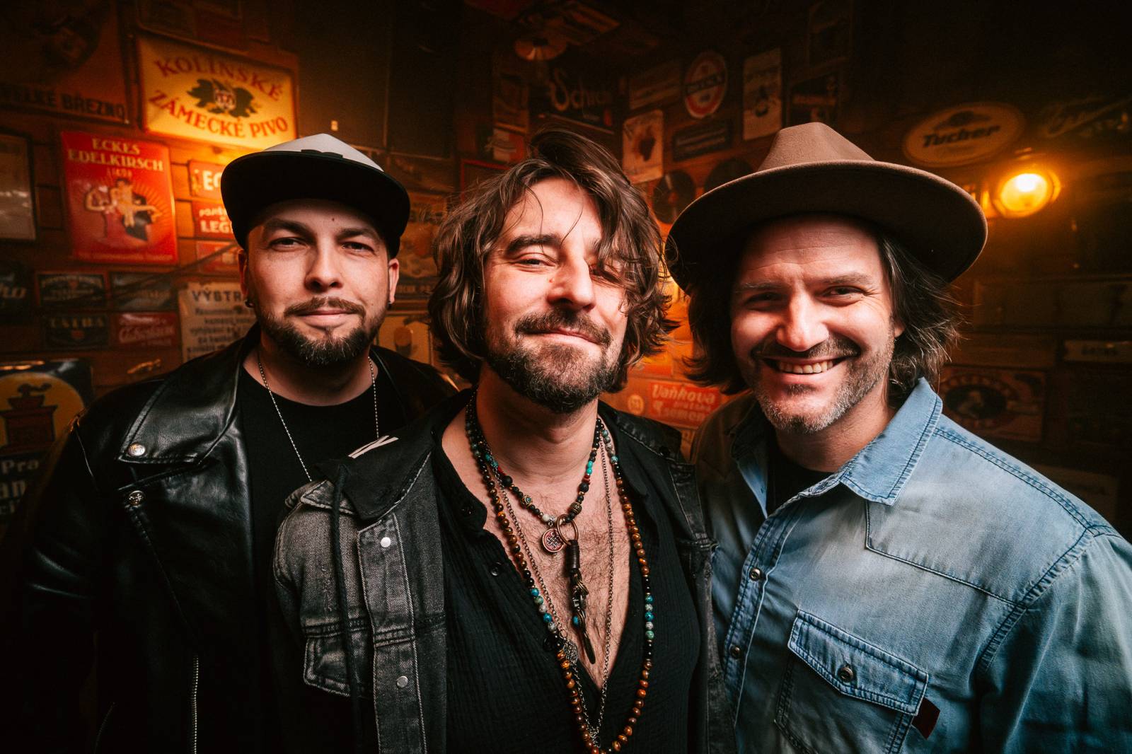 VIDEOPREMIÉRA: Blue’s Not Dead chystají debutové EP, lákají na něj singlem Get Out Of My Head