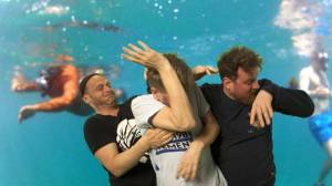 AUDIO: Midi Lidi doluxovali. Teď berou bonbón a jdou s tátou ven na pokec