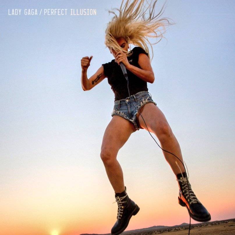 AUDIO: Lady Gaga zpívá jako nikdy předtím. V Perfect Illusion se vysmívá popovým konvencím