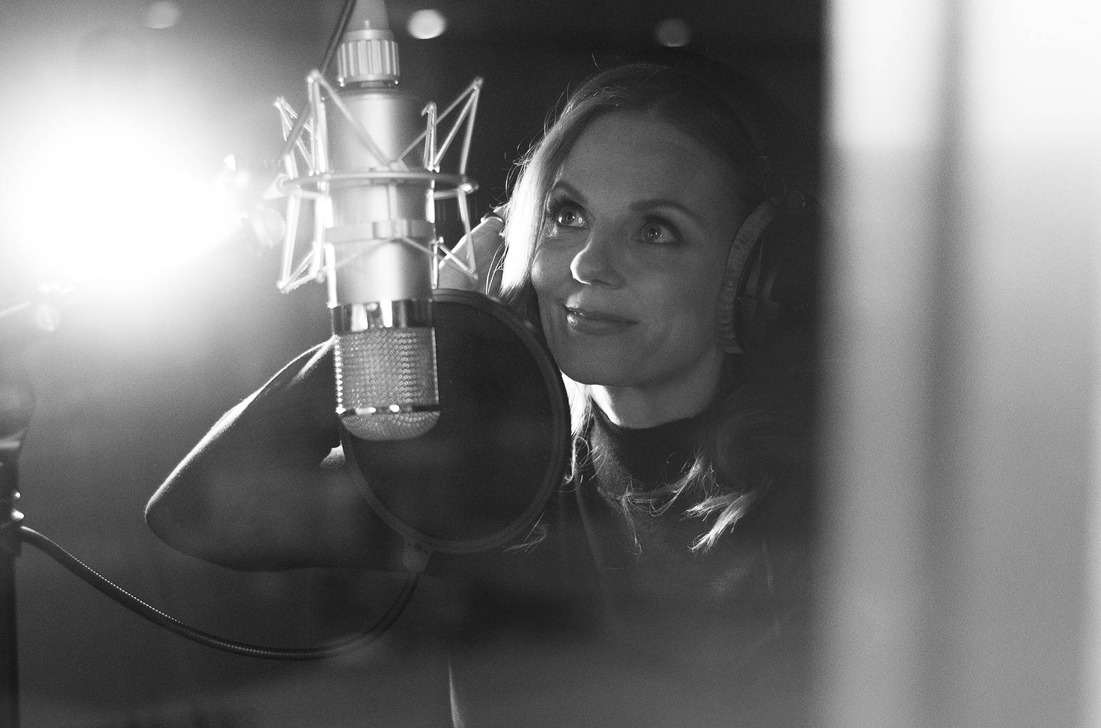 AUDIO: Geri Halliwell napsala dojemnou píseň o Georgi Michaelovi