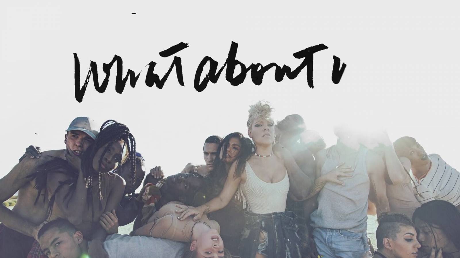 AUDIO: Pink se vrací v plné síle! V novém singlu tentokrát nesází na jistotu, ale zpomalila