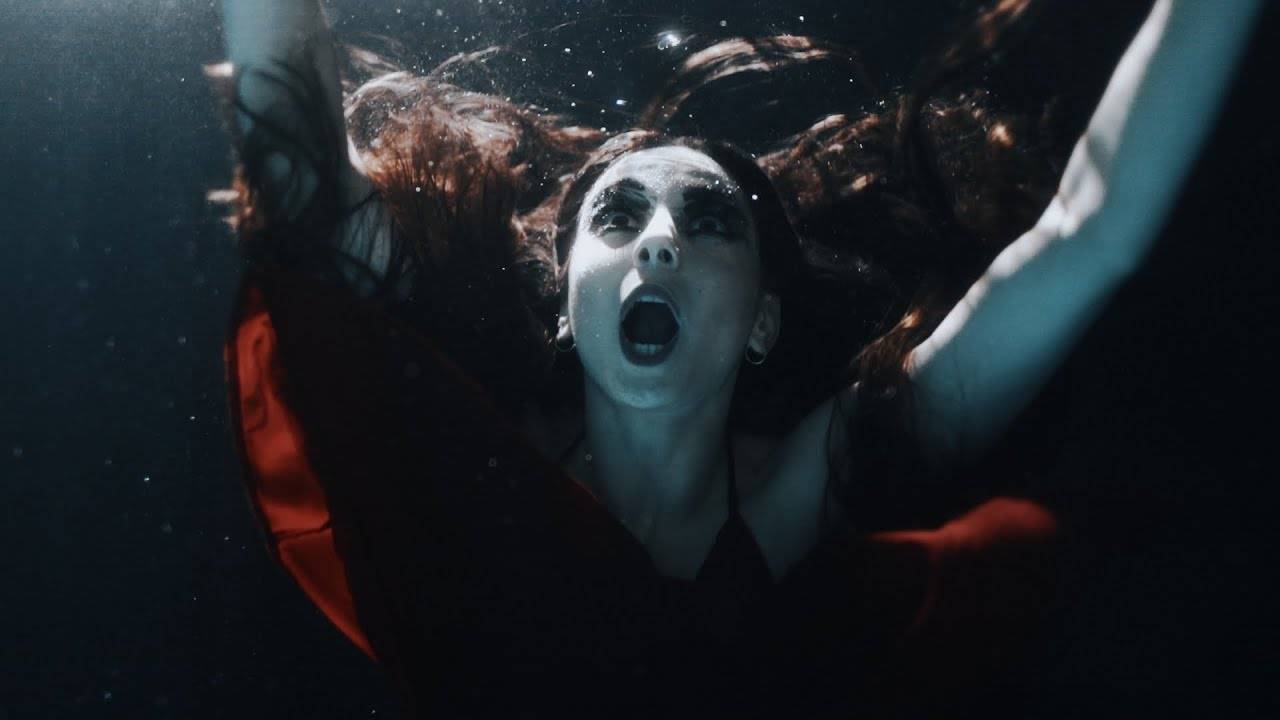 TOP 10 českých skladeb roku 2022 podle redakce iREPORTu roku 2022: Marpo rapoval o depresích, Lipo o válce a Miro Žbirka nahrál duet se synem