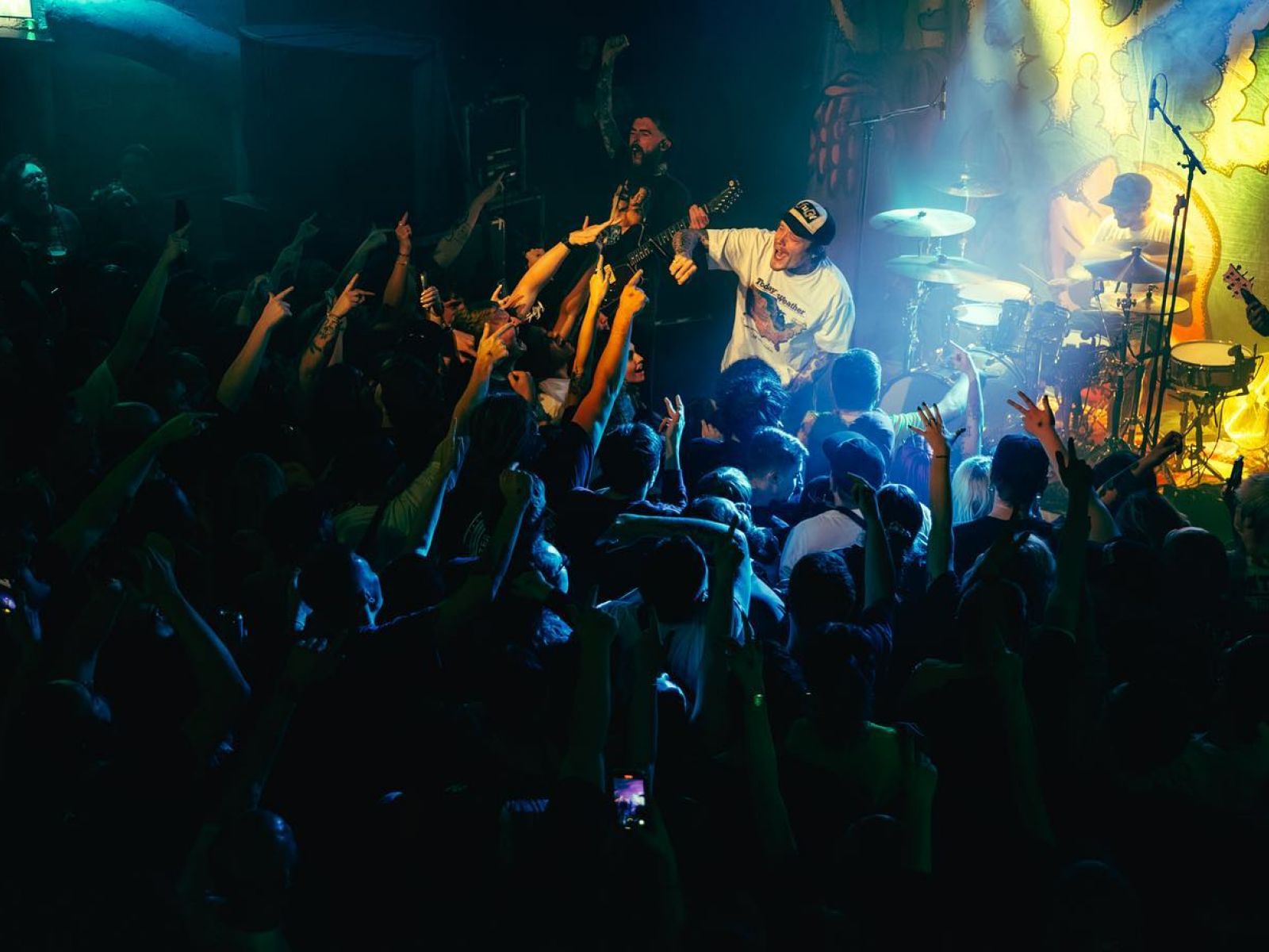 VIDEO: Platonic debutují klipem Tráva, který zobrazuje youtuberskou love story