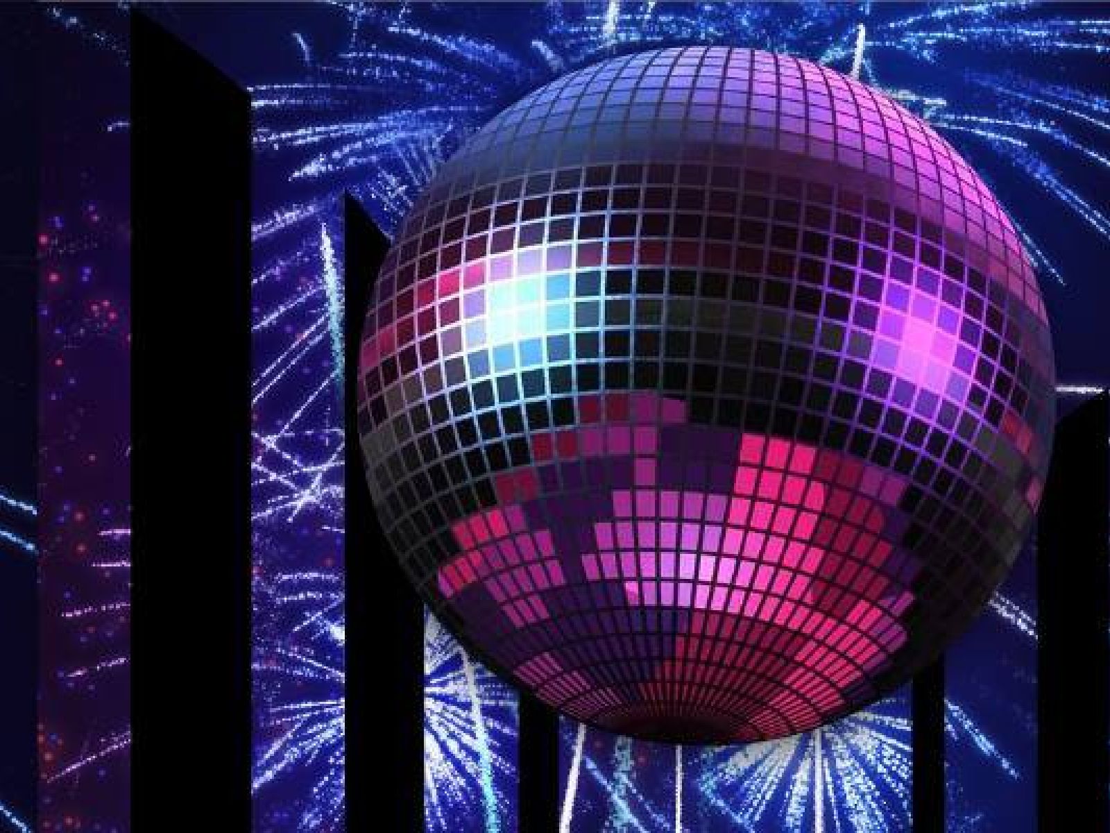 VIDEO: Platonic debutují klipem Tráva, který zobrazuje youtuberskou love story