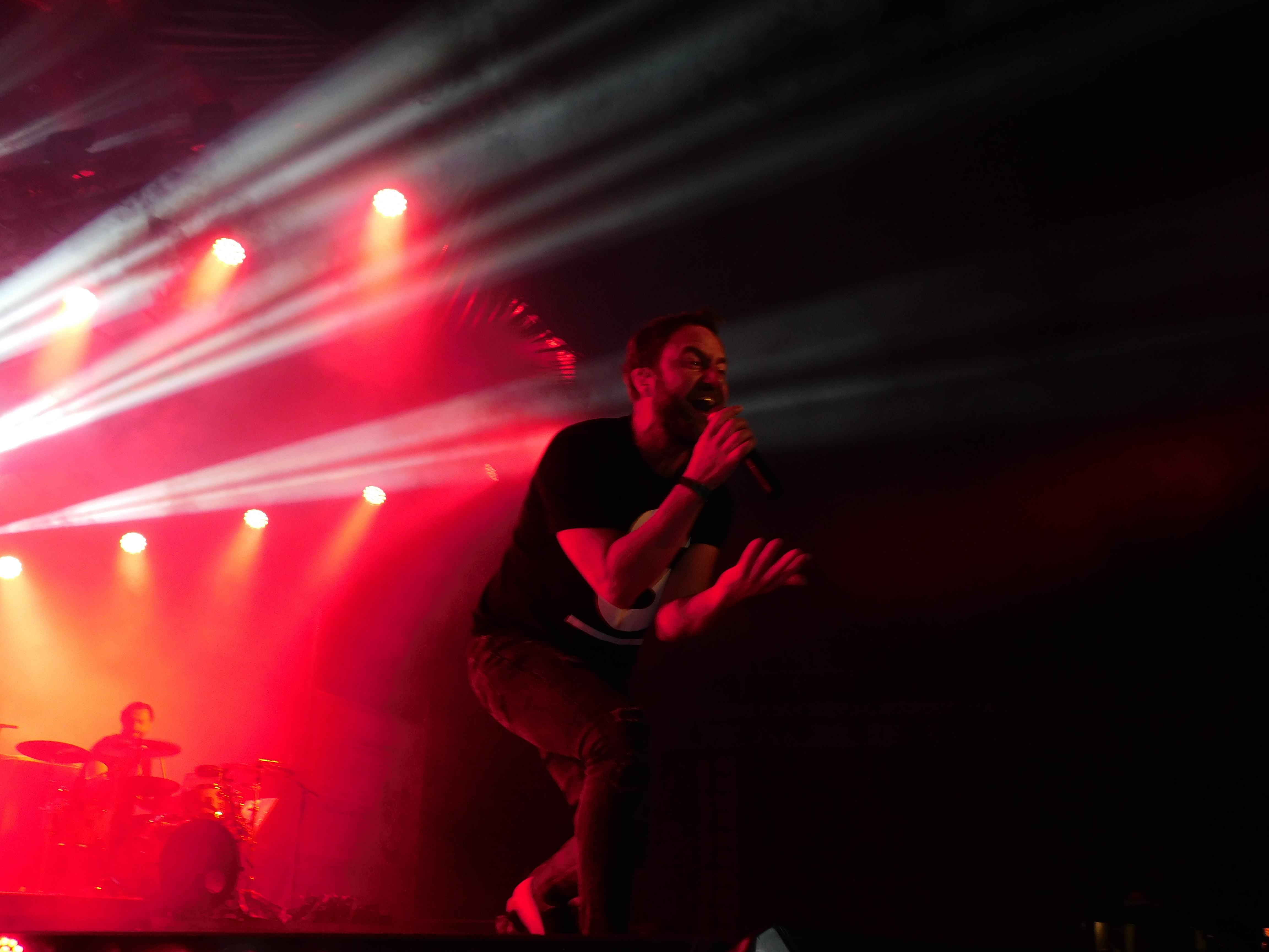 VIDEO: Platonic debutují klipem Tráva, který zobrazuje youtuberskou love story