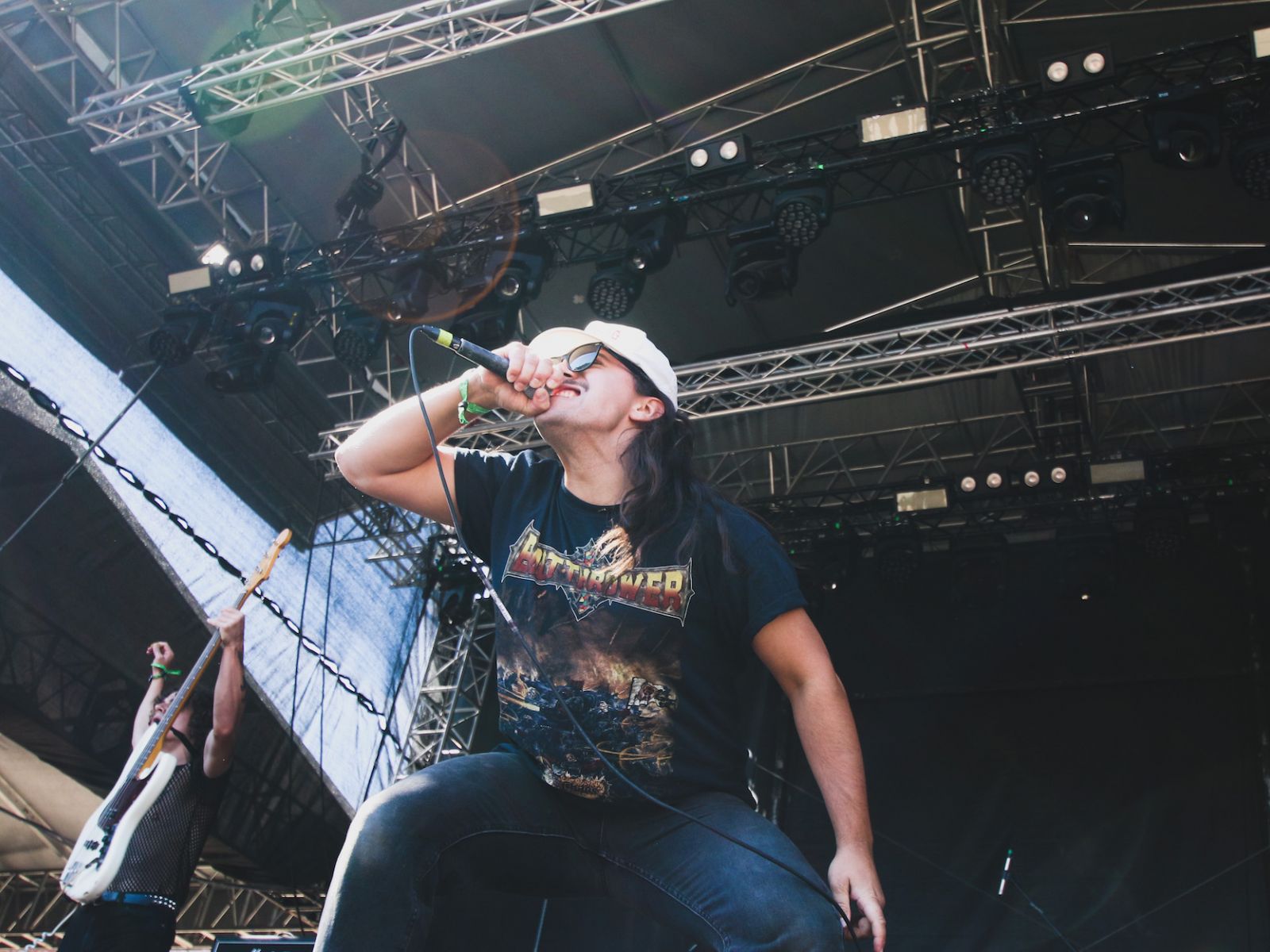 VIDEO: Platonic debutují klipem Tráva, který zobrazuje youtuberskou love story