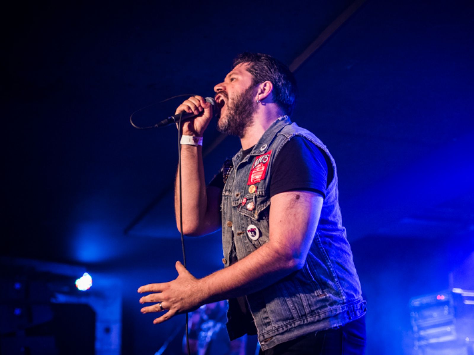 VIDEO: Platonic debutují klipem Tráva, který zobrazuje youtuberskou love story