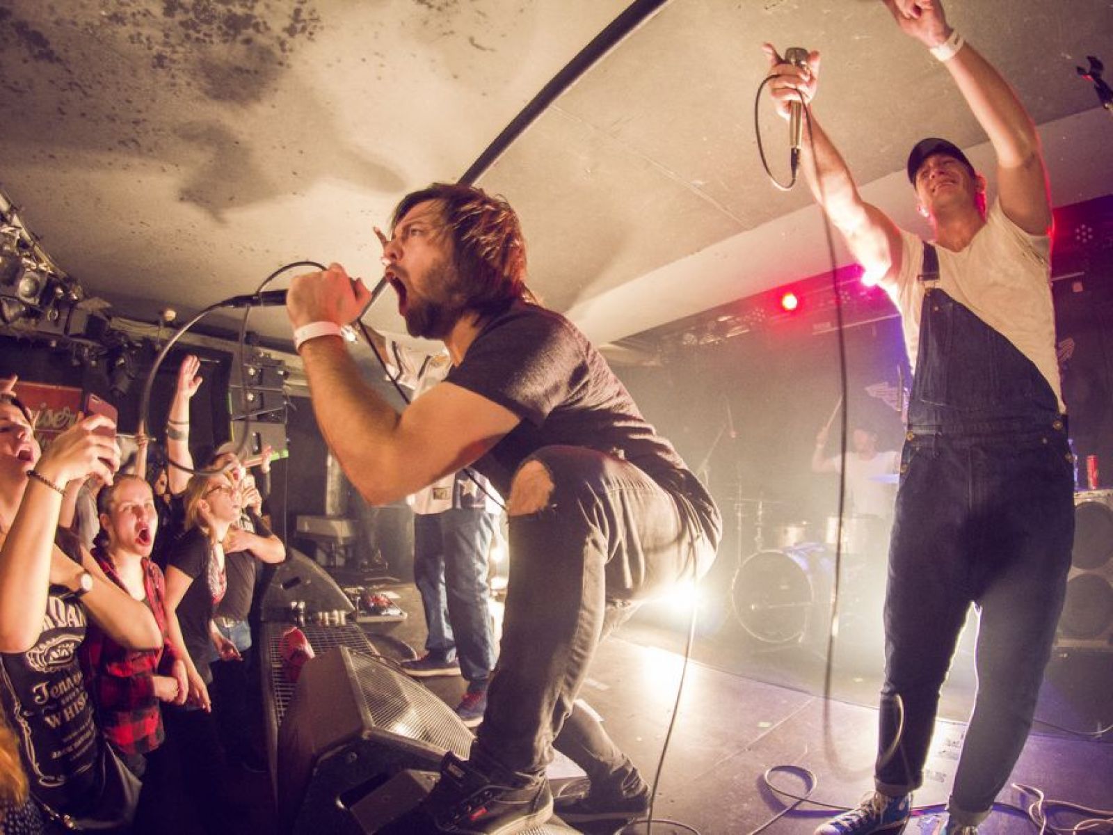 VIDEO: Platonic debutují klipem Tráva, který zobrazuje youtuberskou love story