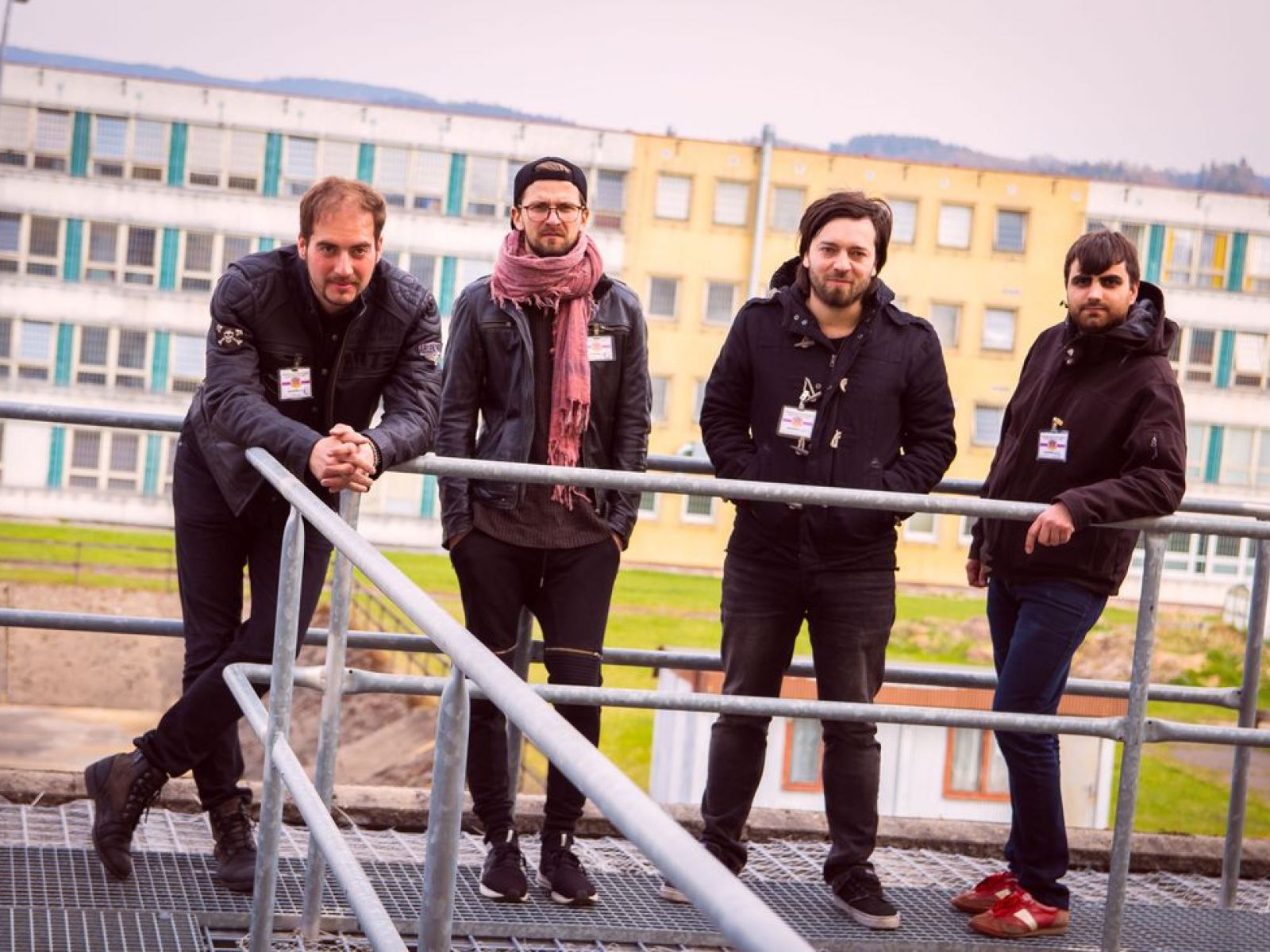 VIDEO: Platonic debutují klipem Tráva, který zobrazuje youtuberskou love story