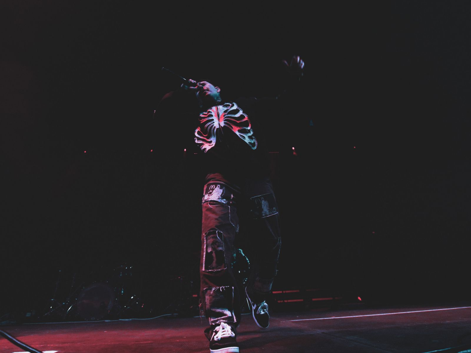 VIDEO: Platonic debutují klipem Tráva, který zobrazuje youtuberskou love story