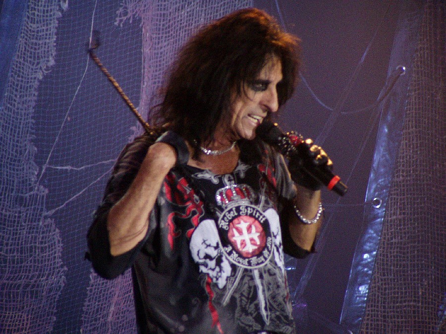LIVE: Dirigent Alice Cooper a jeho dekadentní večírek v roce 2008