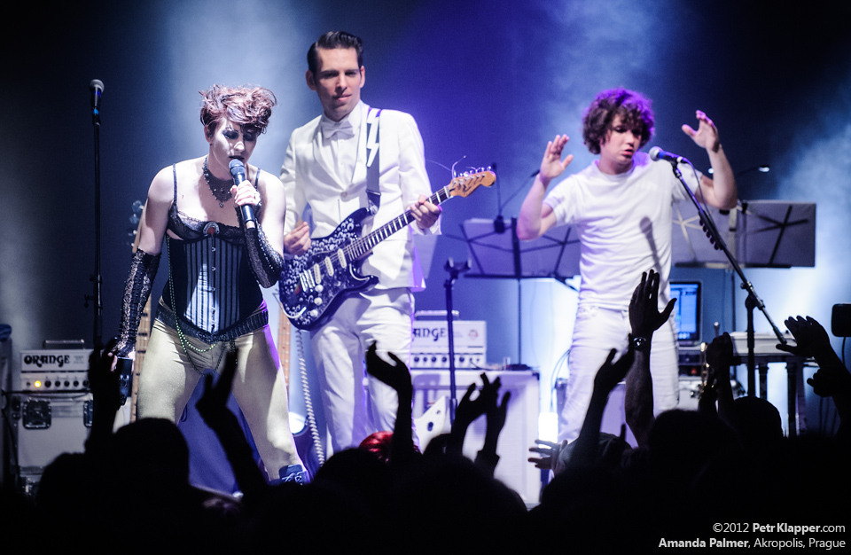 LIVE: Amanda Palmer miluje Prahu, Praha miluje Amandu Palmer