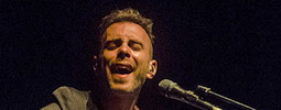 LIVE: Asaf Avidan o dělení superkontinentu i nočních návštěvách lednice