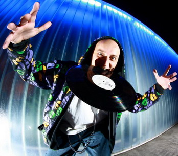 Rock DJ (2.): Ba2s - z Chaozzu až do undergroundu