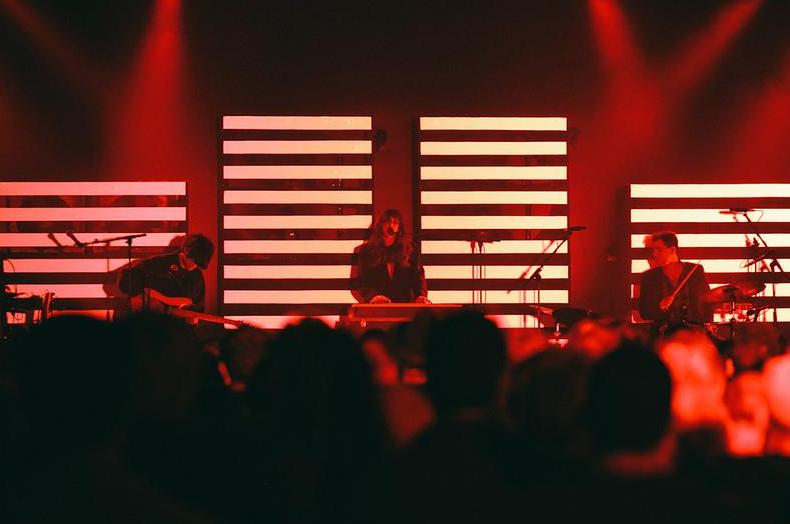 LIVE: Lidé POPtávali, Beach House nabízeli