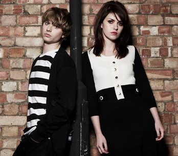 Blood Red Shoes interview: A jiné kapely se na fotkách usmívají?