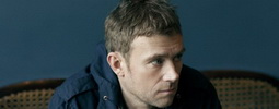 VIDEO: Damon Albarn bude na první sólovce osobní. Až na kost