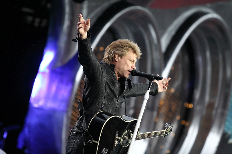 Bon Jovi 13