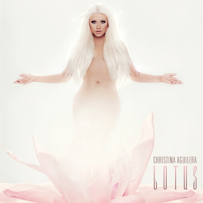 RECENZE: Christina Aguilera jako květinka chřadne a uvadá
