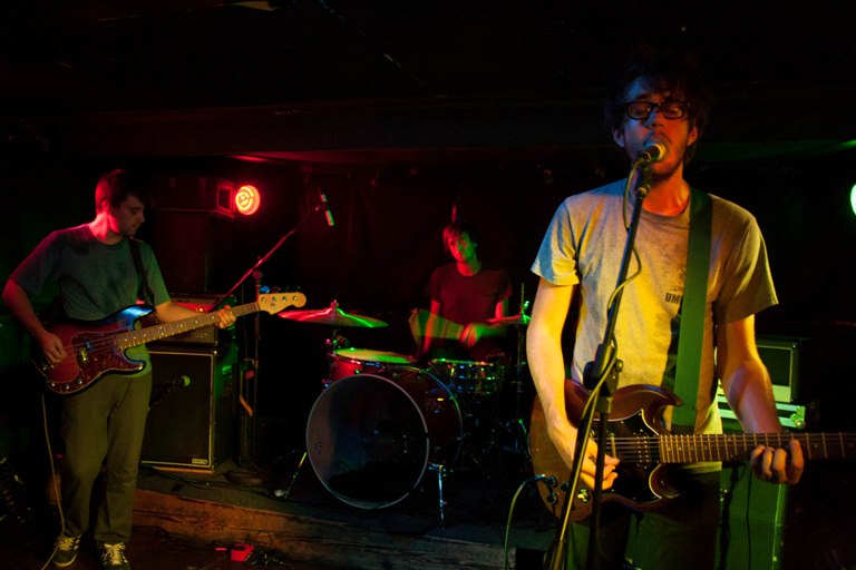 LIVE: Cloud Nothings atakovali vzpomínky. Bez sentimentu