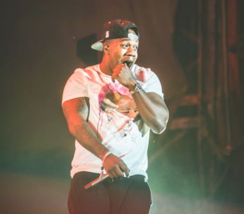 LIVE: Třetí den Colours Of Ostrava zachraňovala menší jména. Rudimental zklamali