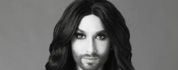 RECENZE: Conchita Wurst by klidně mohla vystupovat v Moulin Rouge