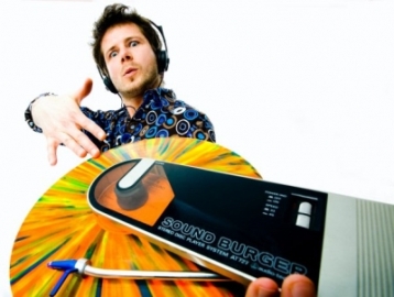 Východ slunce na Rock for People přivítají nejlepší čeští DJs