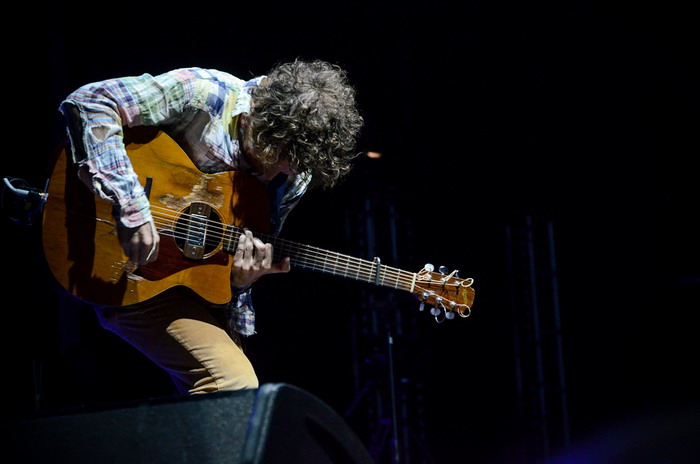 LIVE: Damien Rice si na pódium Colours pozval i Markétu Irglovou