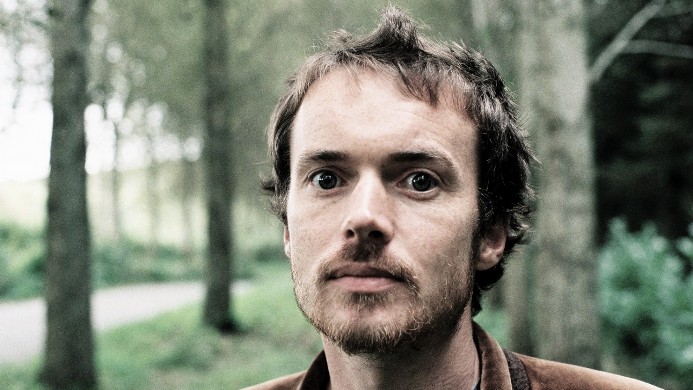 Damien Rice provede masáž lidských srdcí poprvé v Praze
