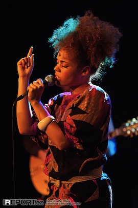 Andreya Triana bodovala vtipem a šarmem