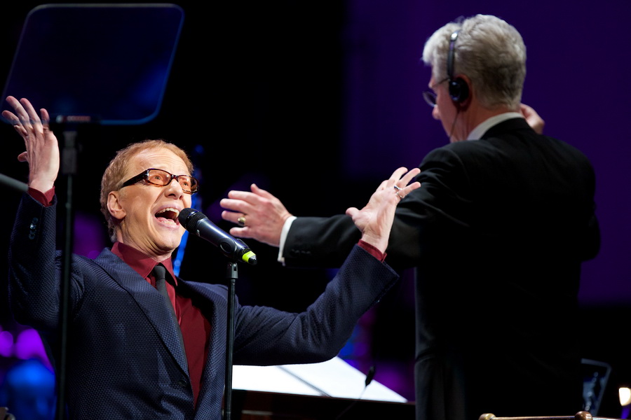 LIVE: Elfmanův excentrismus z říše divů a továrny na čokoládu