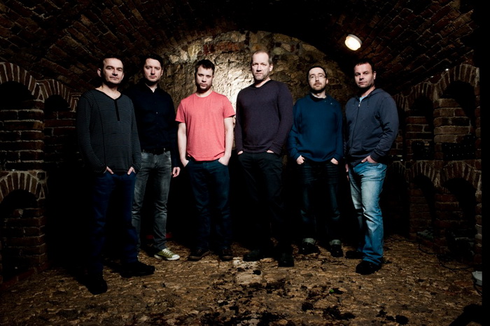 David Koller pokračuje v akustickém turné. Připojí se Katarína Knechtová