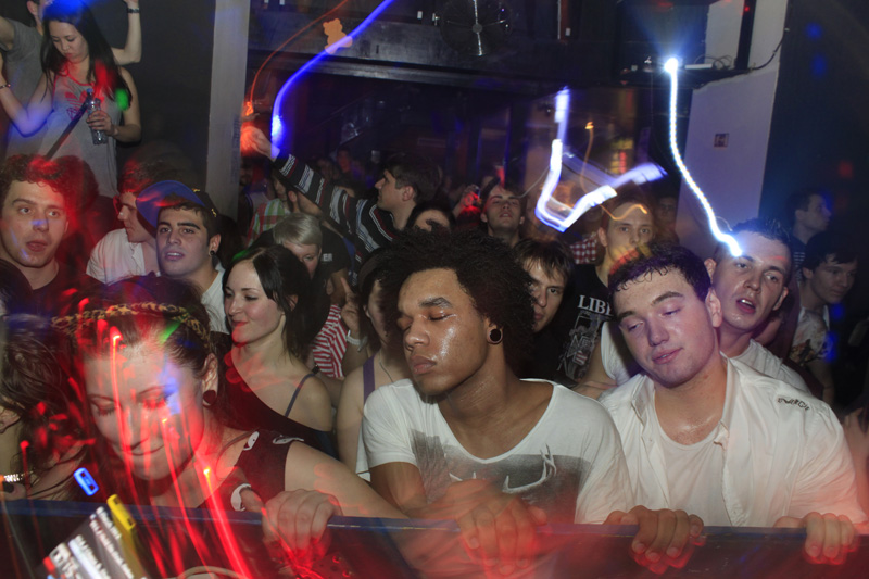 LIVE: Dubstep a drum'n'bassová noc v režii Delta Heavy