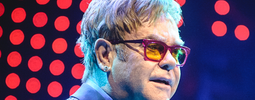 Show Eltona Johna v Las Vegas mohou zažít i Češi. V kině