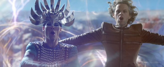 VIDEO: Co nezvládne slunce, dokáží Empire of the Sun