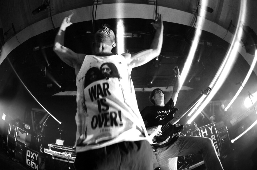 AUDIO: Enter Shikari - méně hardcoru, více tance. A v lednu v Praze