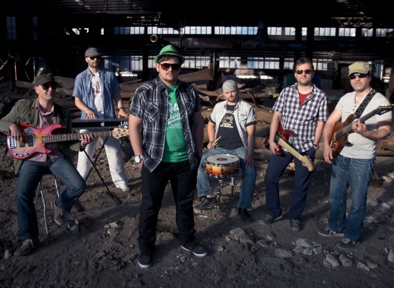 TŘI SESTRY + HORKÝŽE SLÍŽE