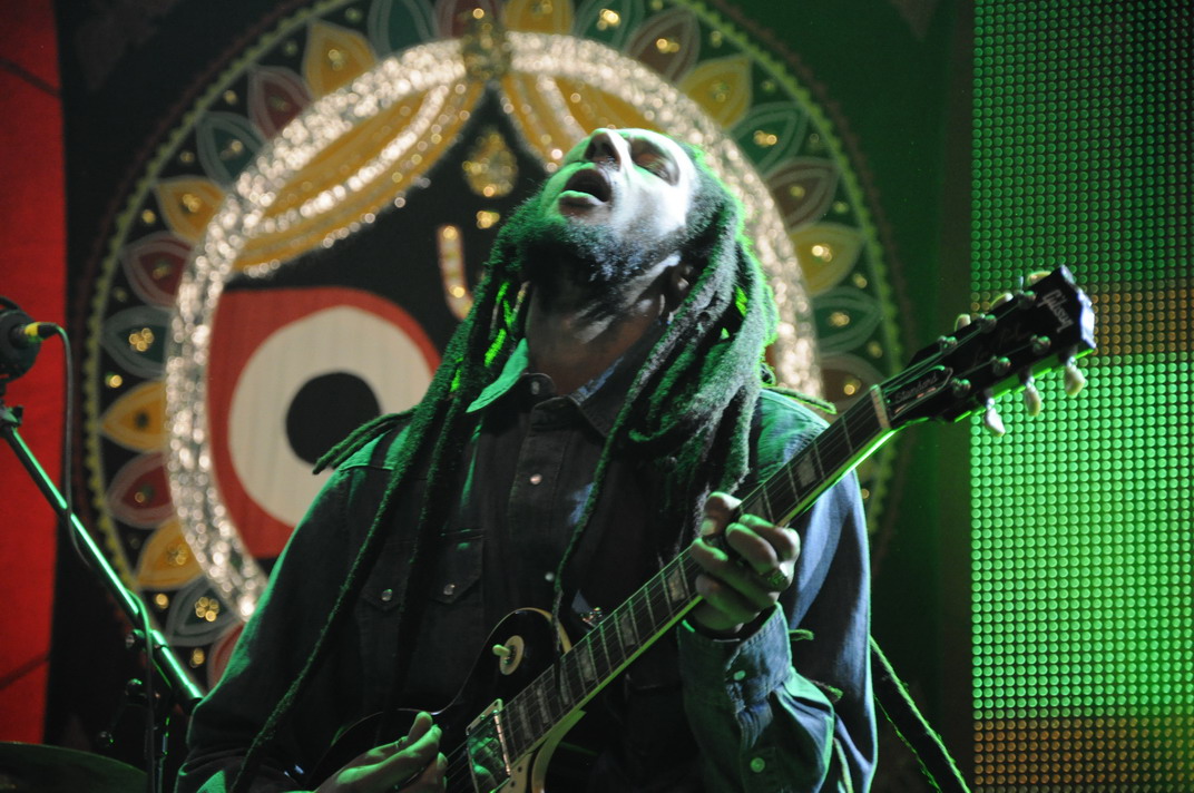 LIVE: Třetí den na Trutnově patřil Toy Dolls, pobavil i Oldřich Kaiser