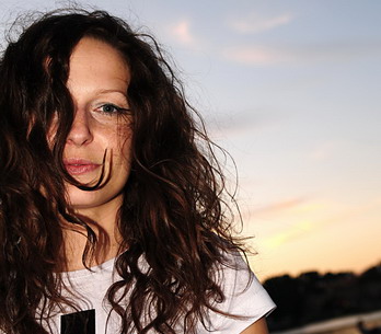 Barbora Šubrtová: Přijďte na Ostrovy objevit novou muziku!