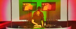 LIVE: Fritz Kalkbrenner ustojí vystoupení i s flashkou