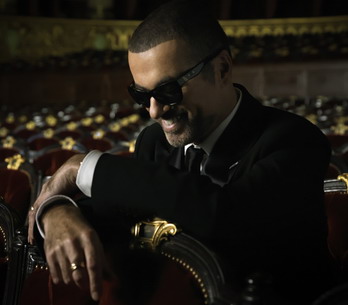 RECENZE: George Michael symfonicky? Vkusně a s elegancí