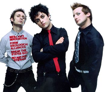 Green Day chtějí v novém singlu zabít DJe